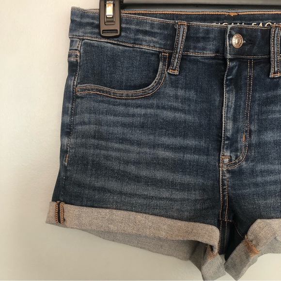 American Eagle Ne(x)t Level High-Waisted Short Shorts size 6 - Picture 3 of 8